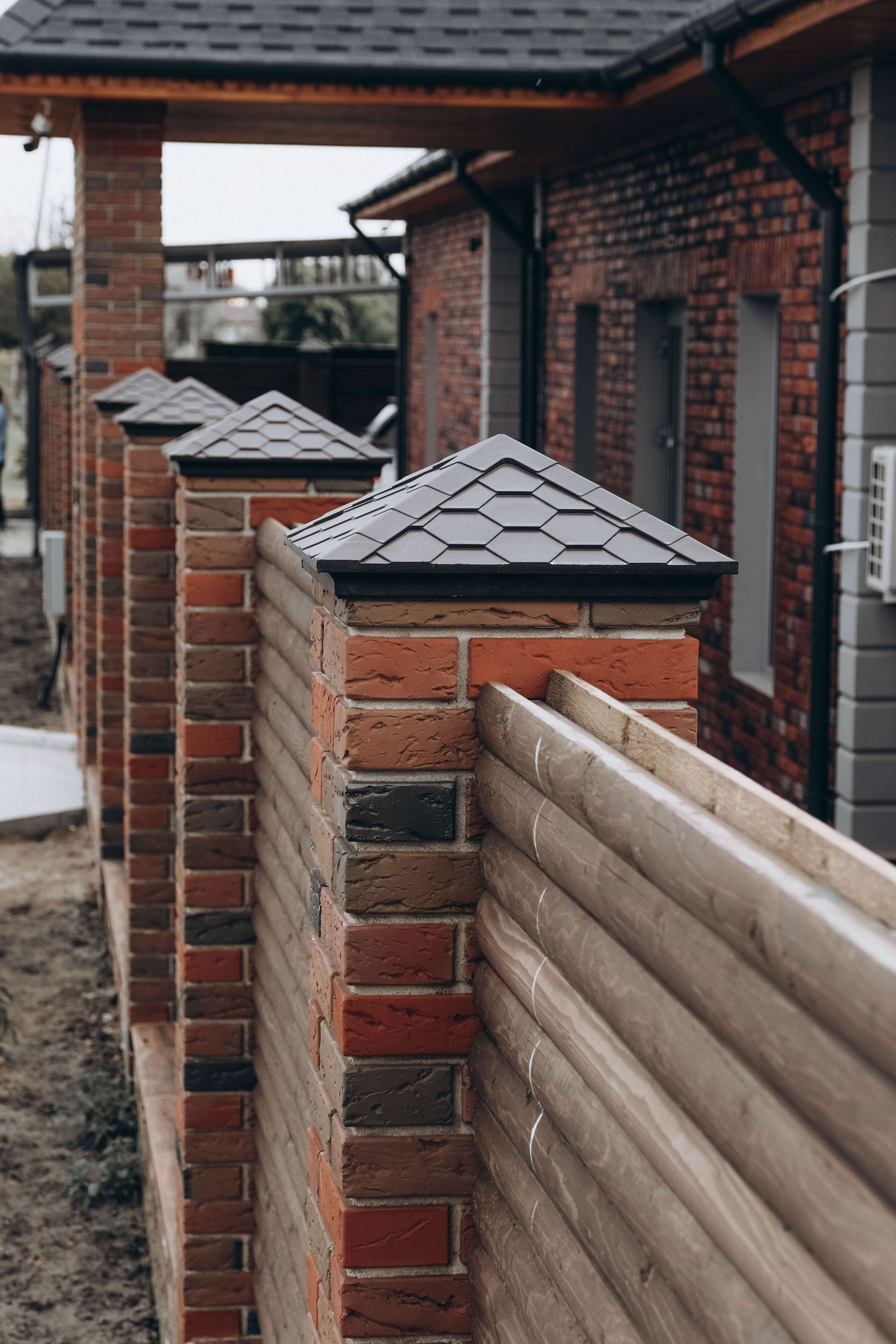 Колпак Zking Эверест Коричневый на столб 1.5х1.5 кирпича (390х390мм) в Копейске фото